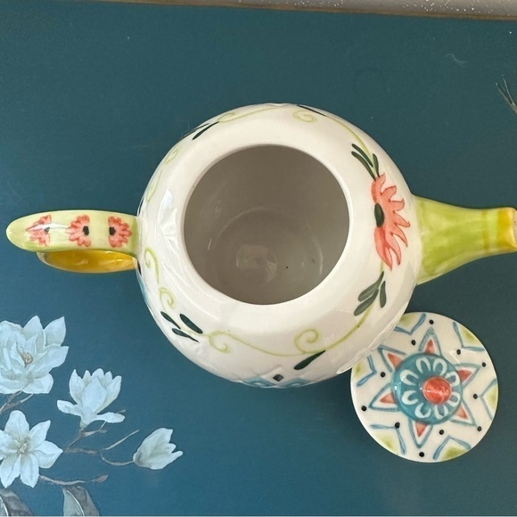 Anthropologie Teapot capan Stoneware Lid Textured Small Teapot Flower tiny - Picture 4 of 7